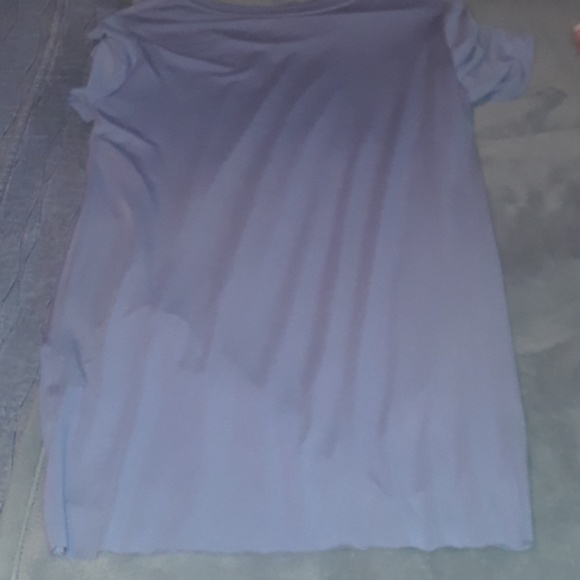 Shirt - Picture 3 of 4